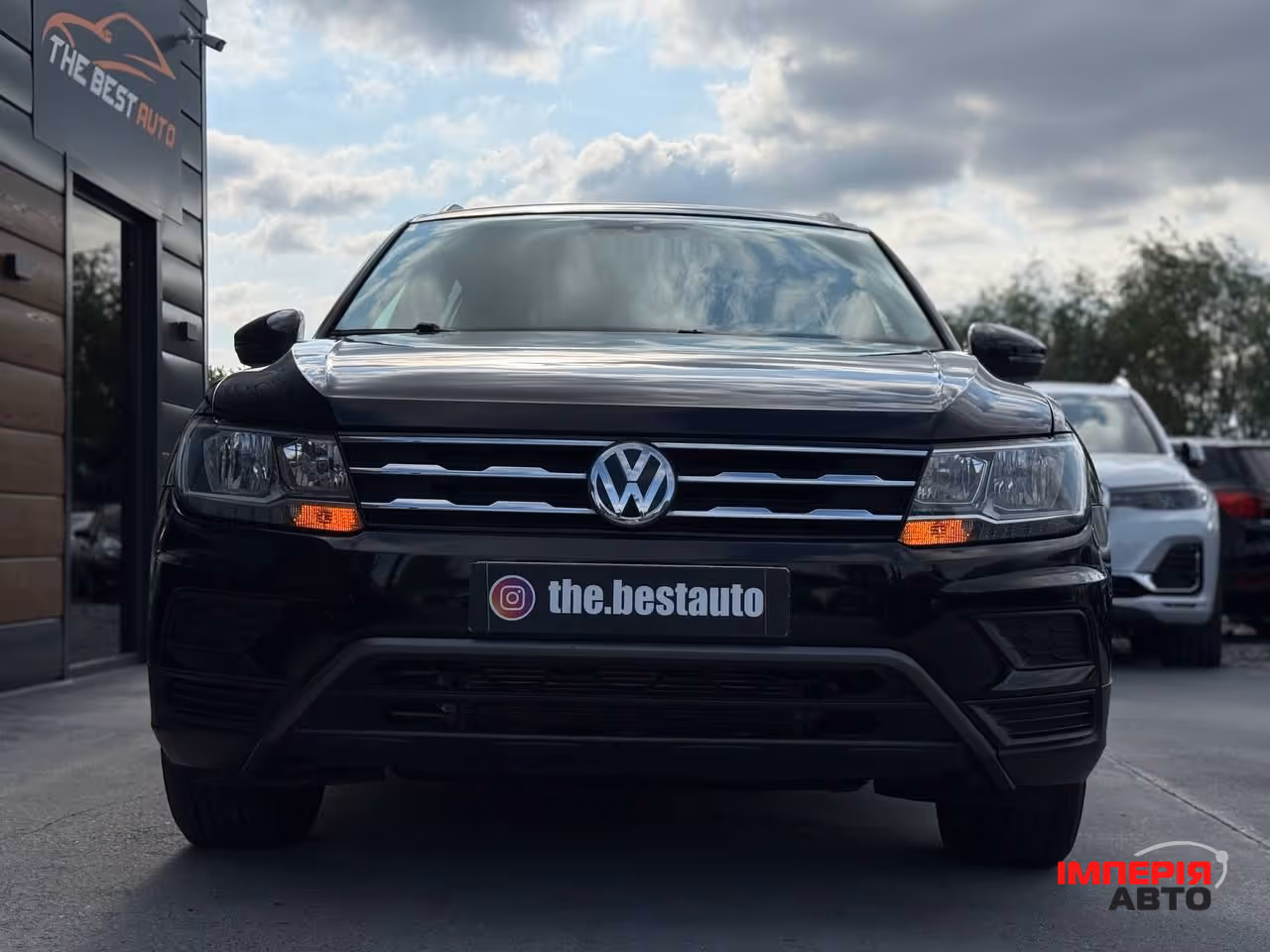 Volkswagen Tiguan - фото 13
