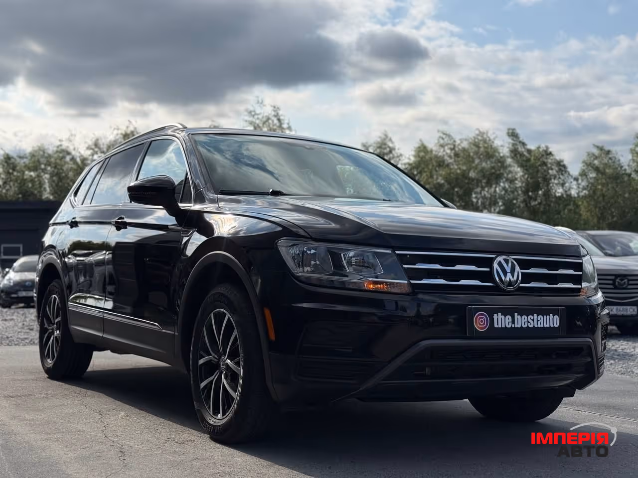 Volkswagen Tiguan - фото 12