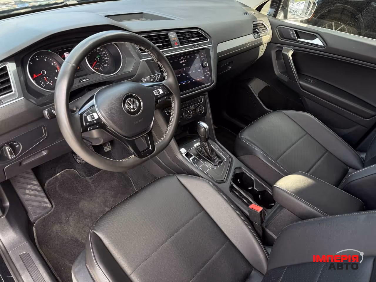Volkswagen Tiguan - фото 22