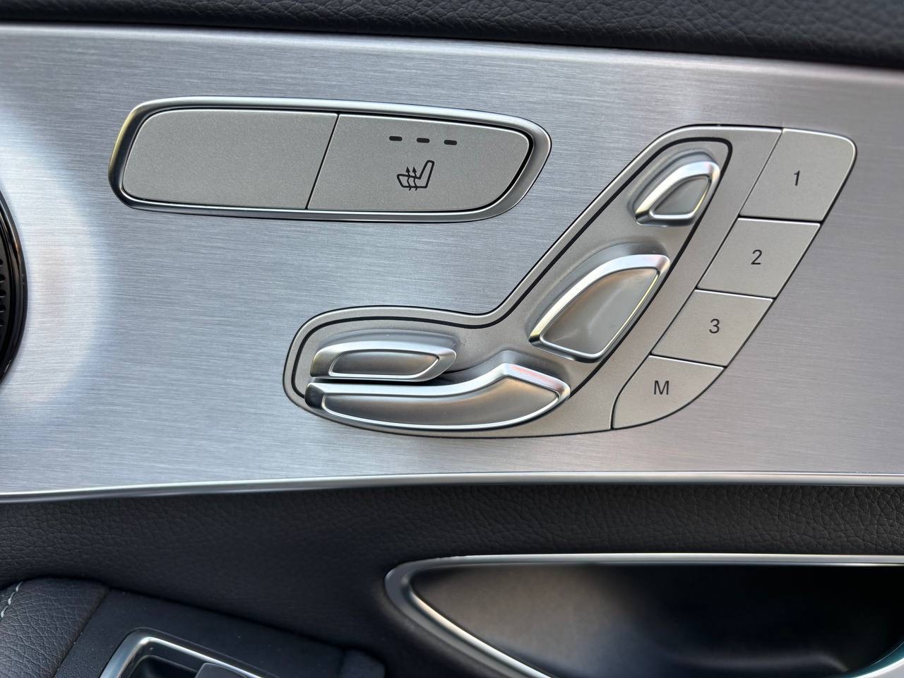 Mercedes-Benz C-Класс - фото 25