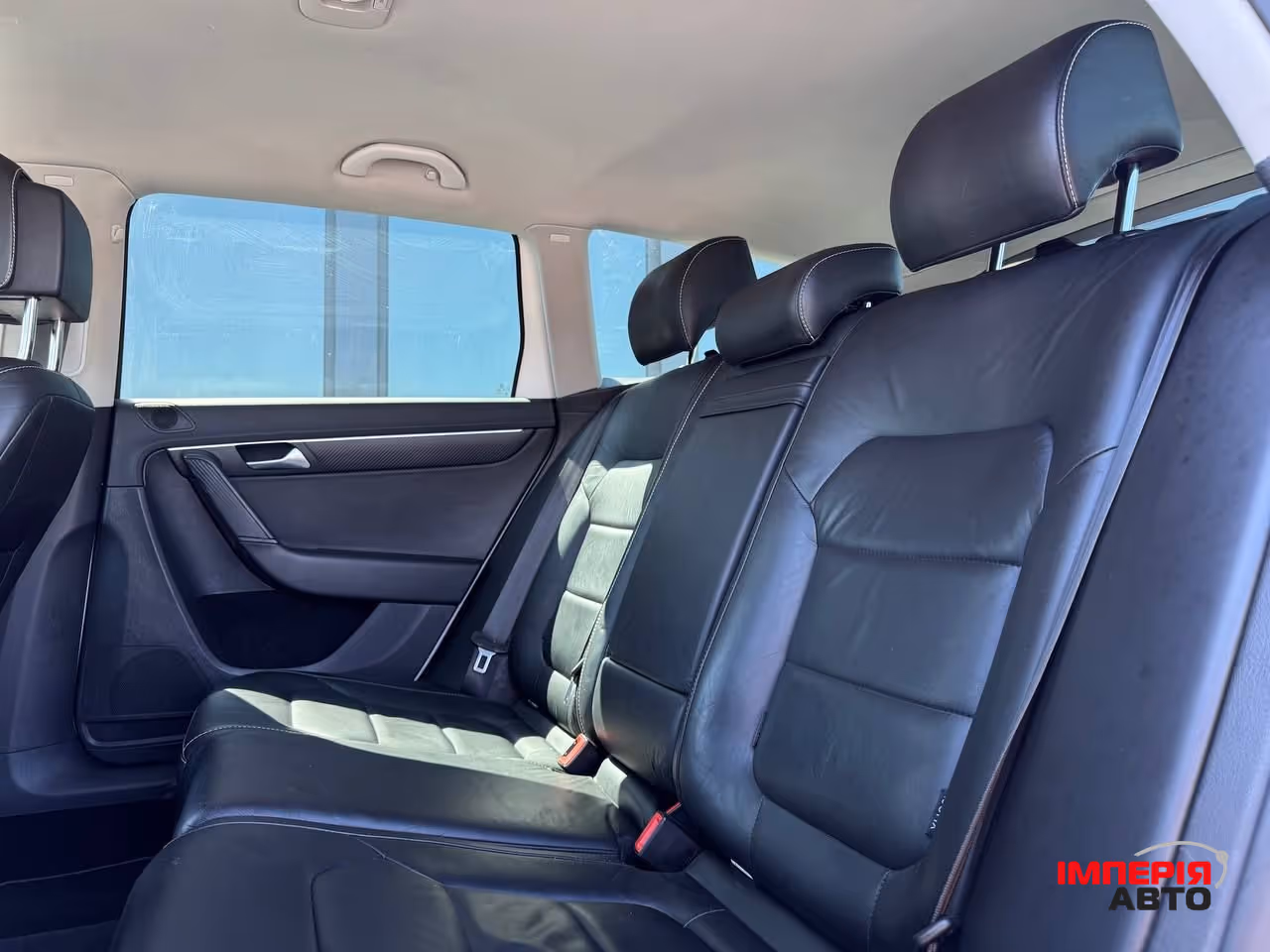 Volkswagen Passat - фото 50