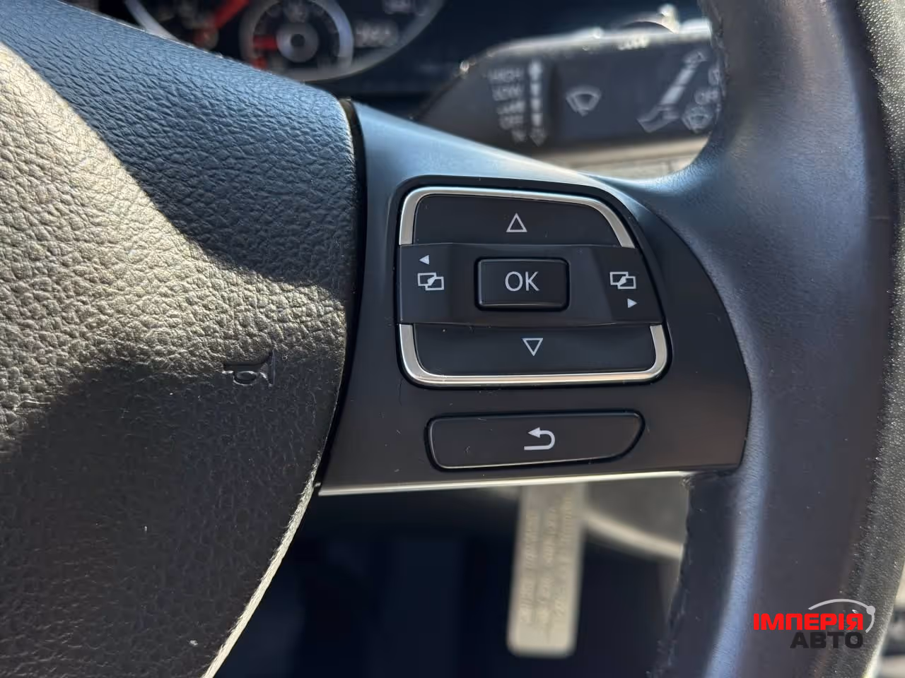 Volkswagen Passat - фото 34