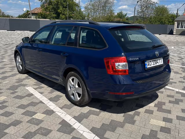 Skoda Octavia - фото 2