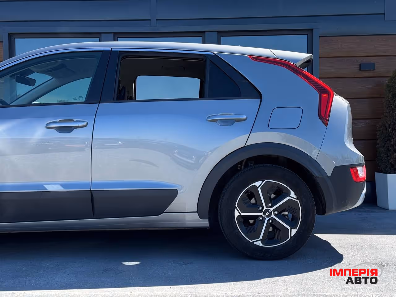 Kia Niro - фото 12