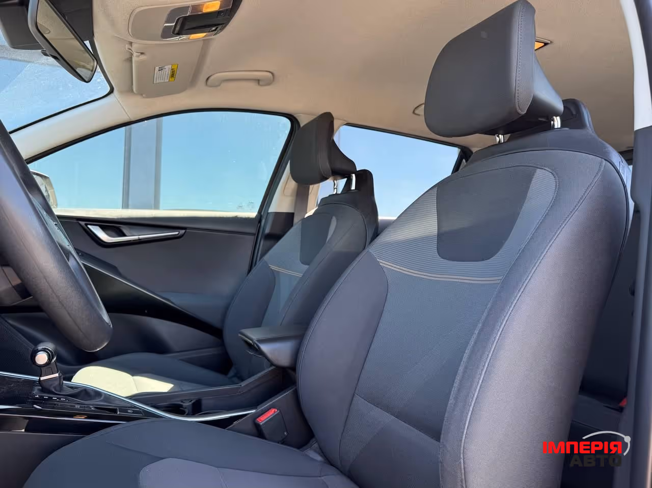 Kia Niro - фото 26