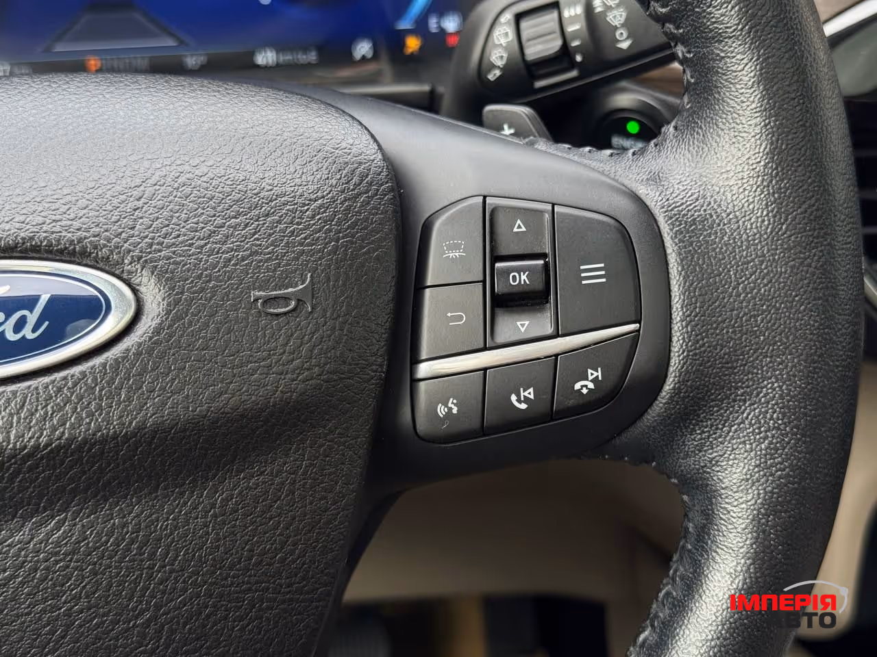 Ford Escape - фото 46