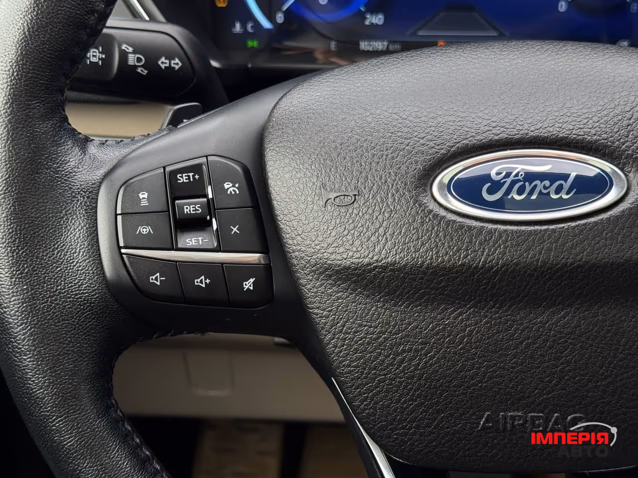 Ford Escape - фото 45