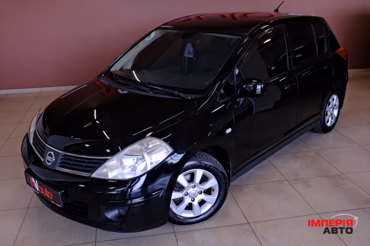 Nissan Tiida - фото 2
