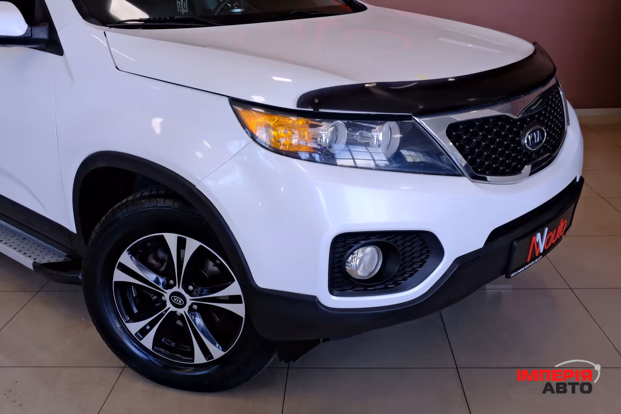 Kia Sorento - фото 3