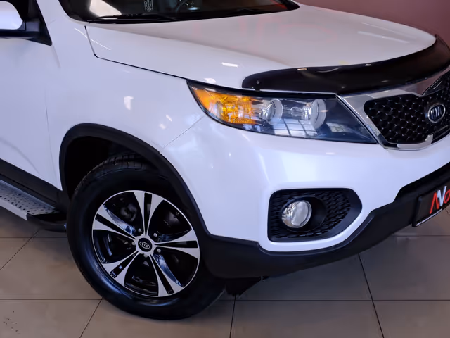Kia Sorento - фото 3