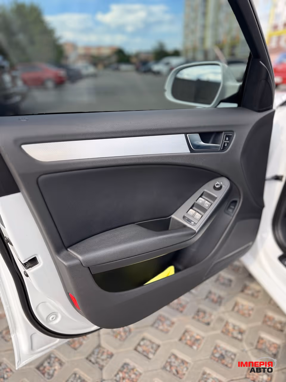Audi A4 - фото 16