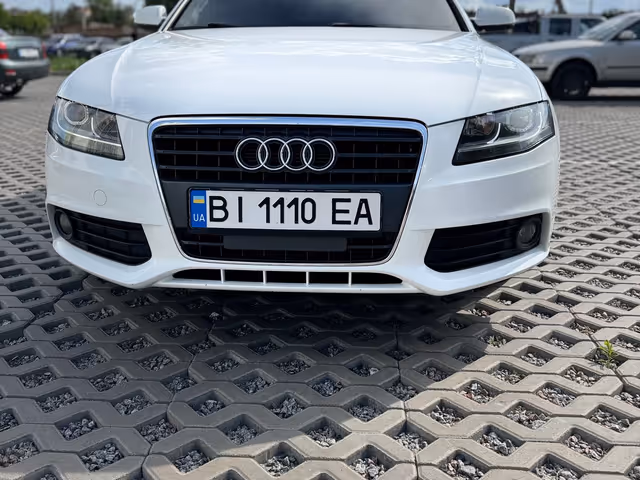 Audi A4 - фото 3