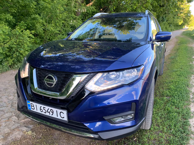Nissan Rogue - фото 1