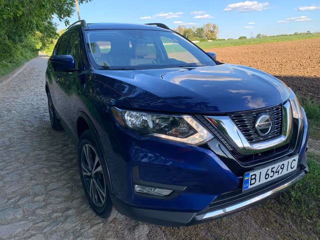 Nissan Rogue - фото 2