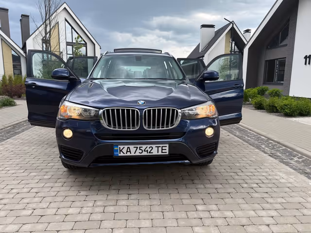 BMW X3 - фото 1