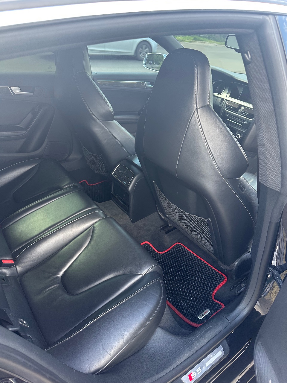 Audi S5 - фото 7