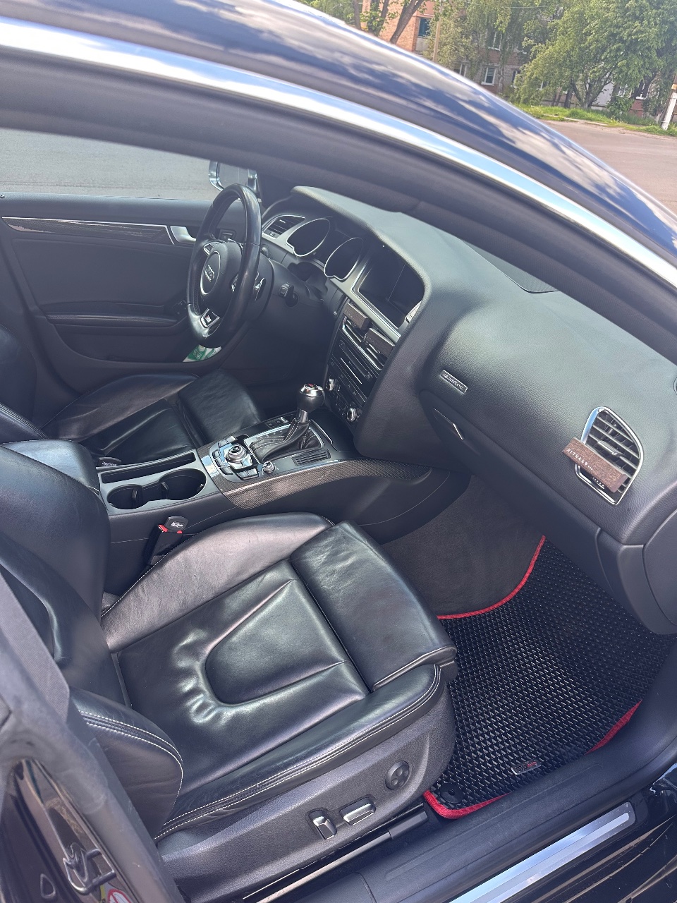 Audi S5 - фото 5