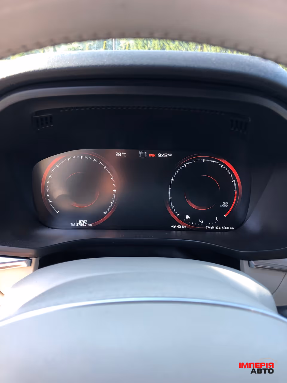 Volvo XC60 - фото 17