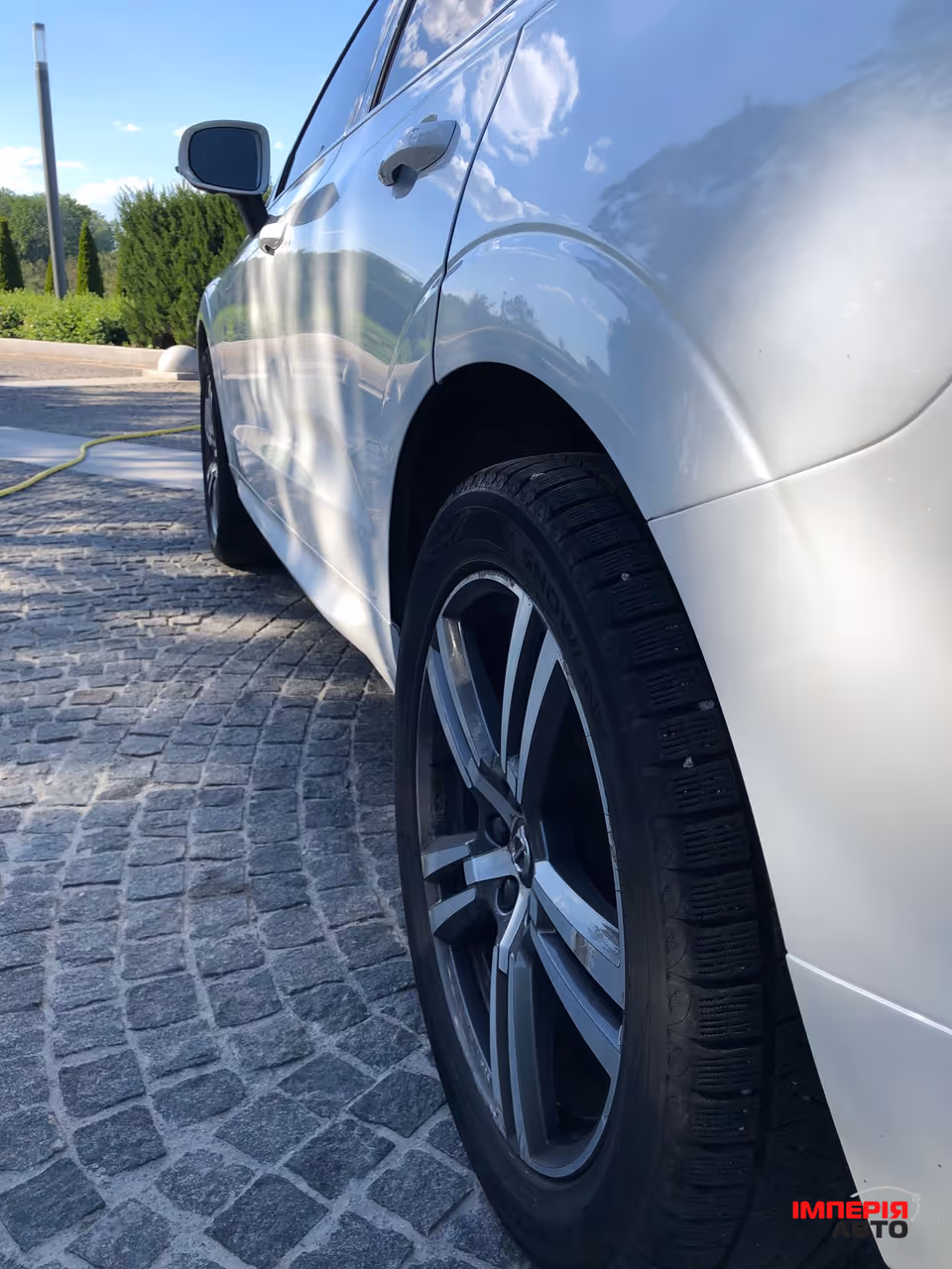 Volvo XC60 - фото 32