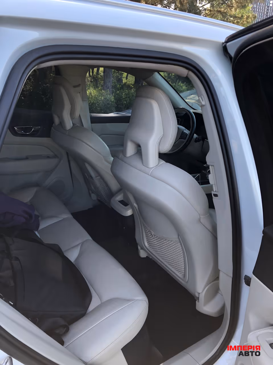 Volvo XC60 - фото 14