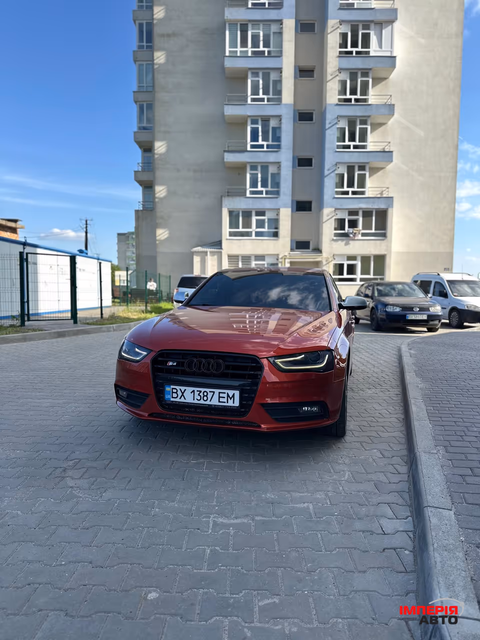 Audi A4 - фото 1