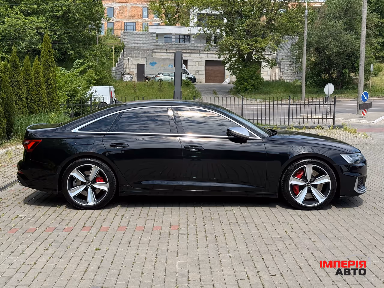 Audi S6 - фото 9