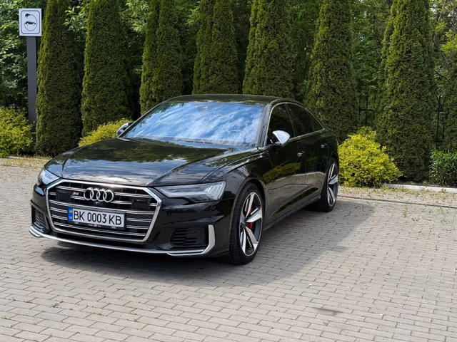 Audi S6 - фото 3