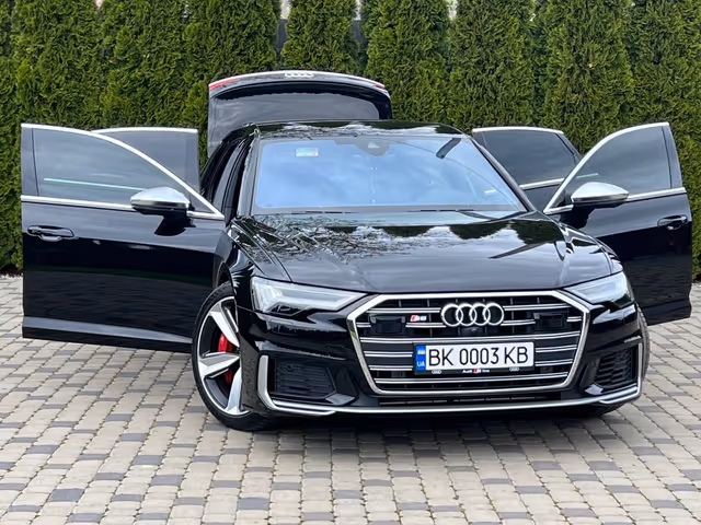 Audi S6 - фото 1