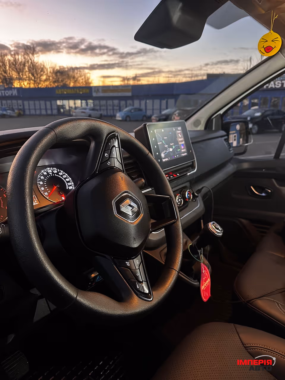 Renault Trafic - фото 7