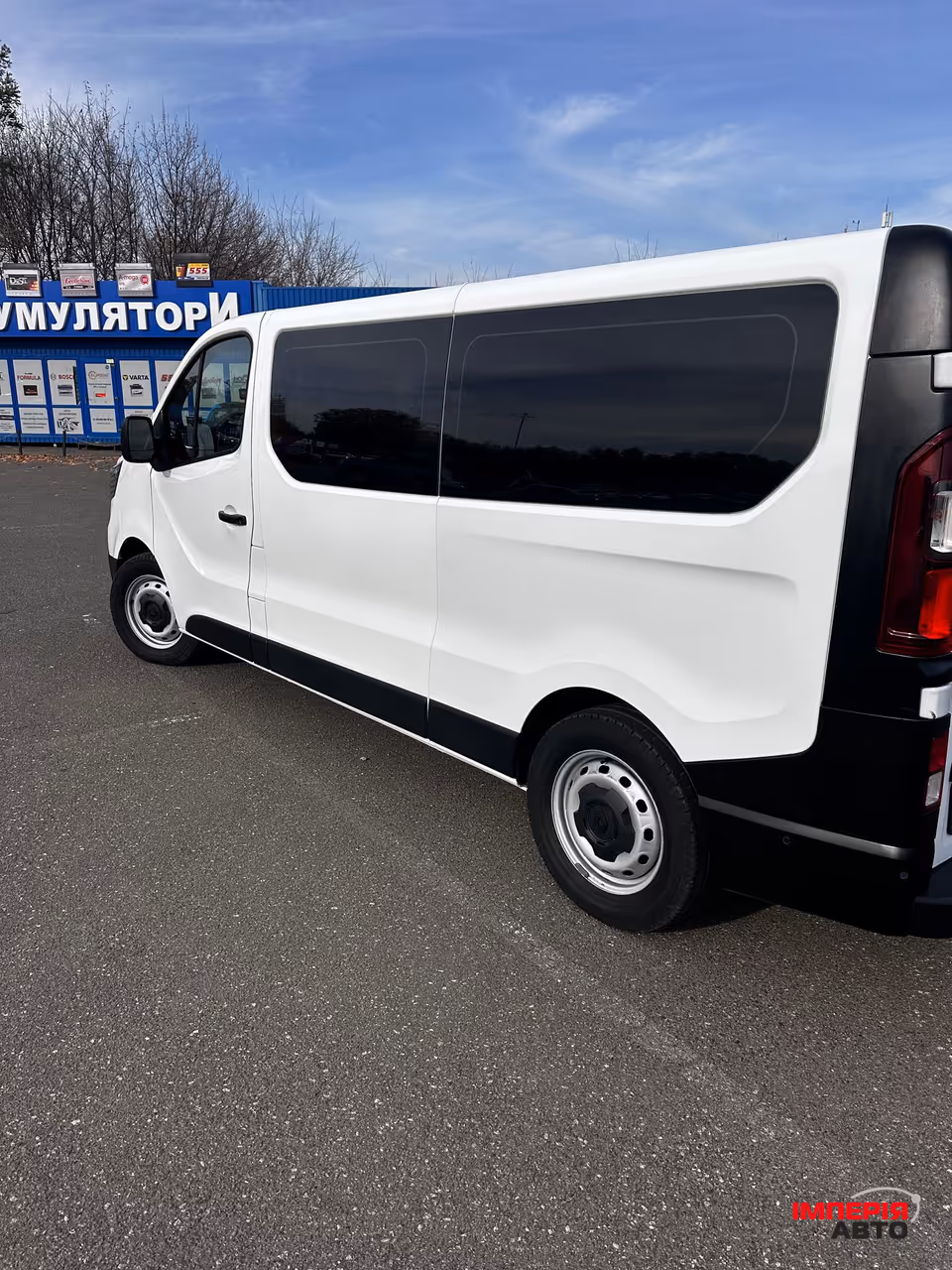 Renault Trafic - фото 4