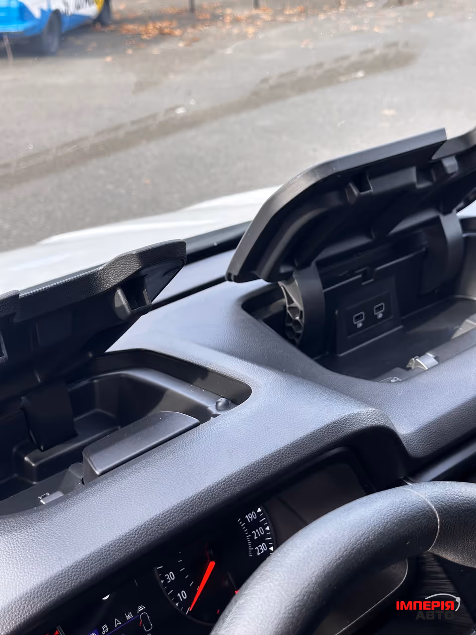 Renault Trafic - фото 15