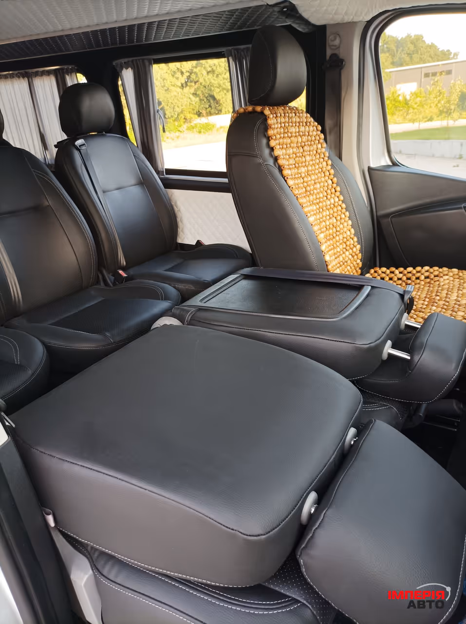 Opel Vivaro - фото 25
