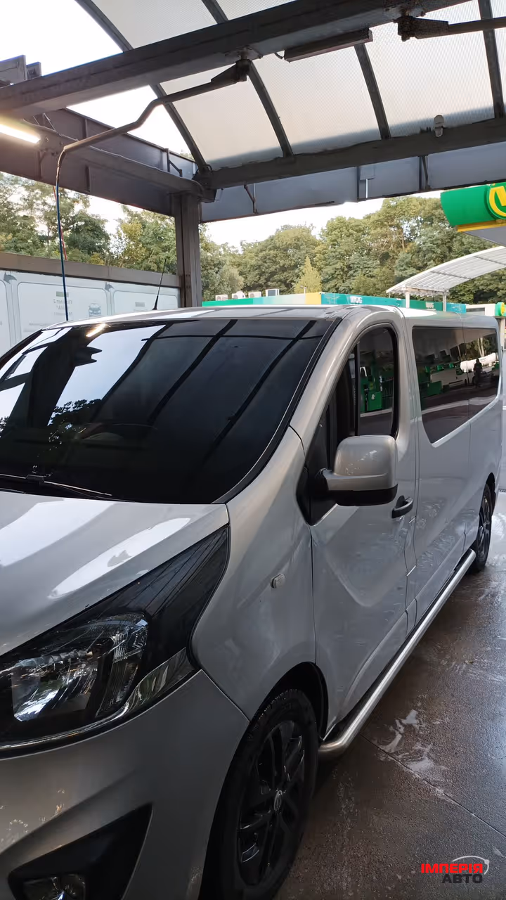 Opel Vivaro - фото 3