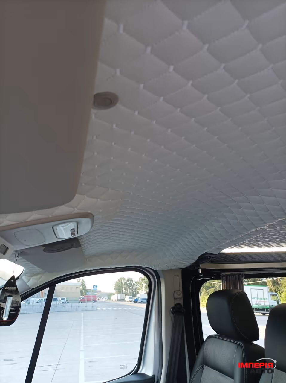 Opel Vivaro - фото 21