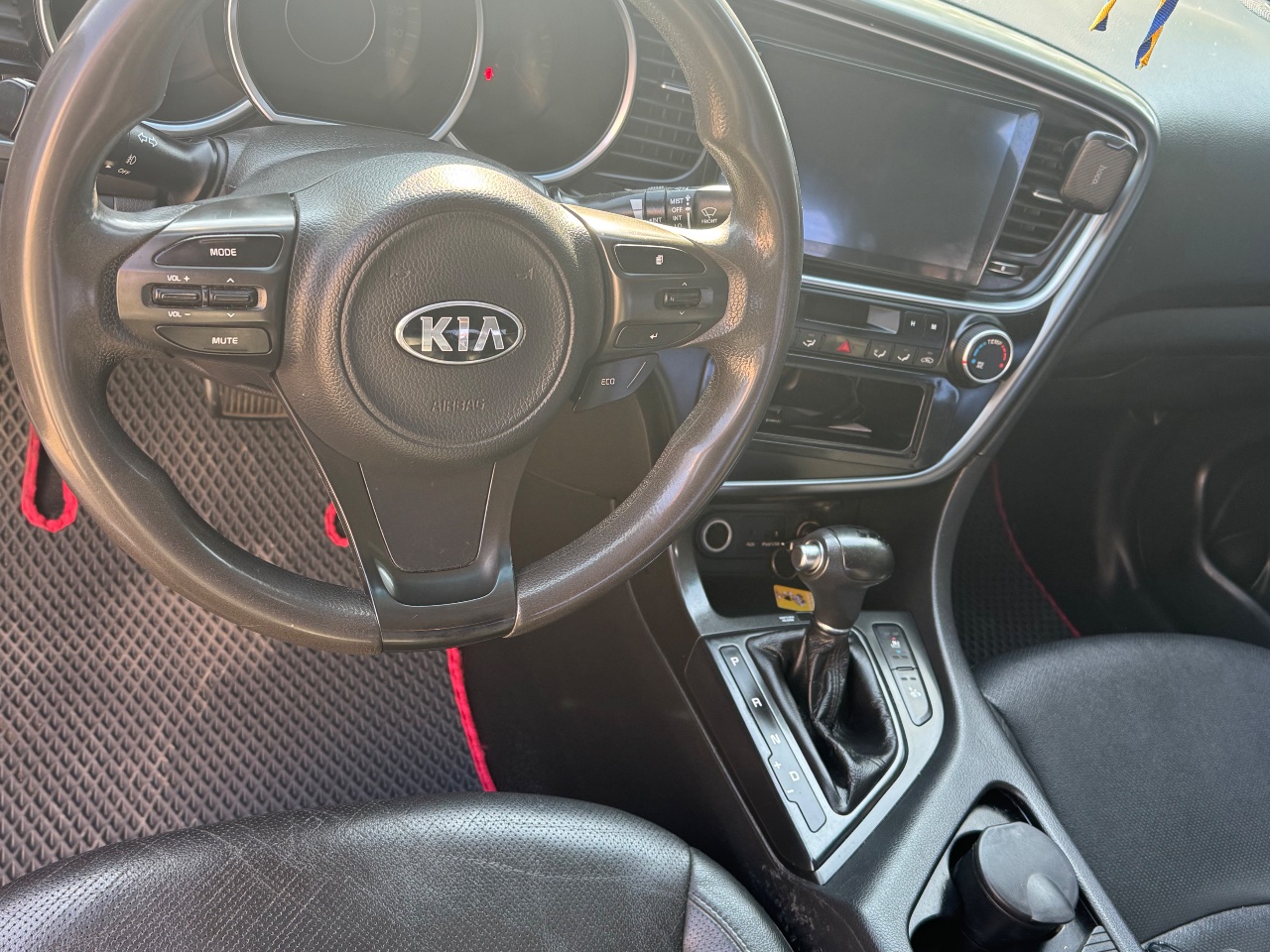 Kia K5 - фото 7