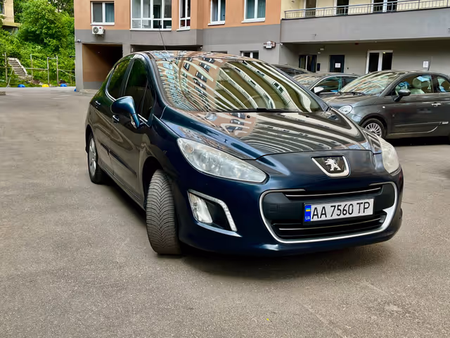 Peugeot 308 - фото 3