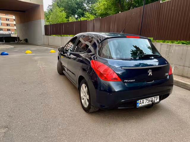 Peugeot 308 - фото 5