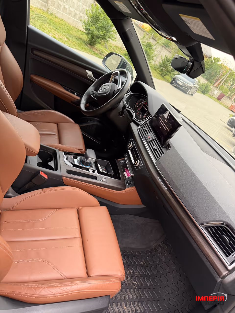 Audi Q5 - фото 11