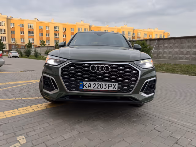 Audi Q5 - фото 2