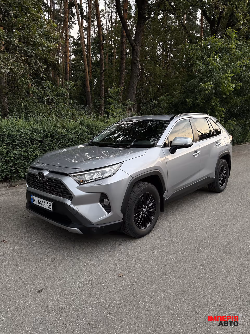 Toyota RAV4 - фото 3