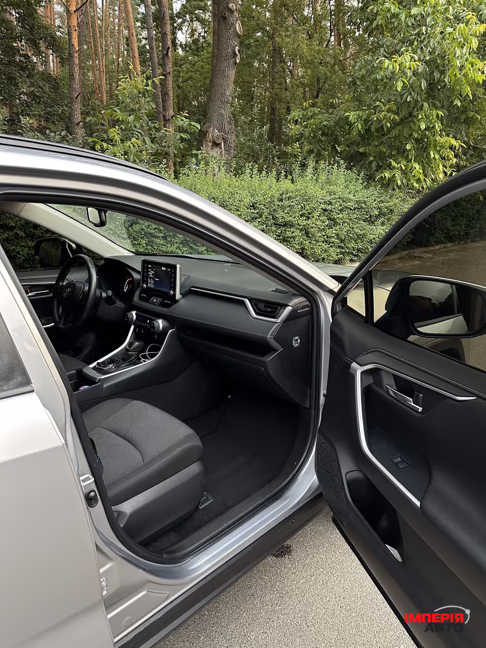 Toyota RAV4 - фото 16