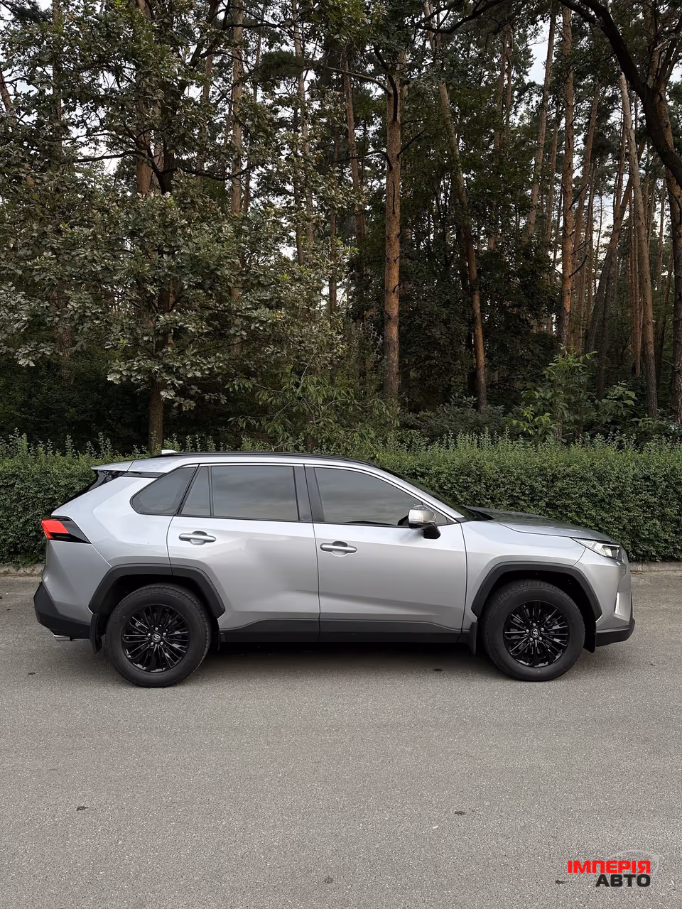 Toyota RAV4 - фото 12