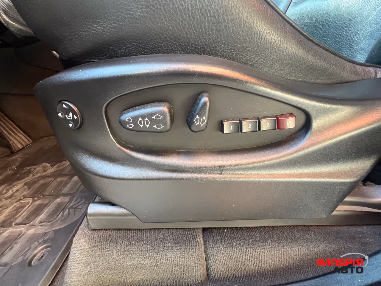 BMW X5 - фото 18