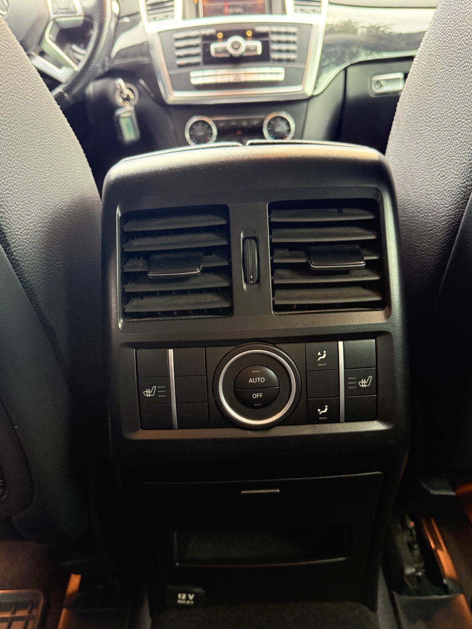 Mercedes-Benz M-Класс - фото 9