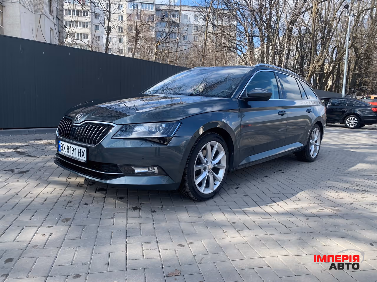 Skoda Superb - фото 1