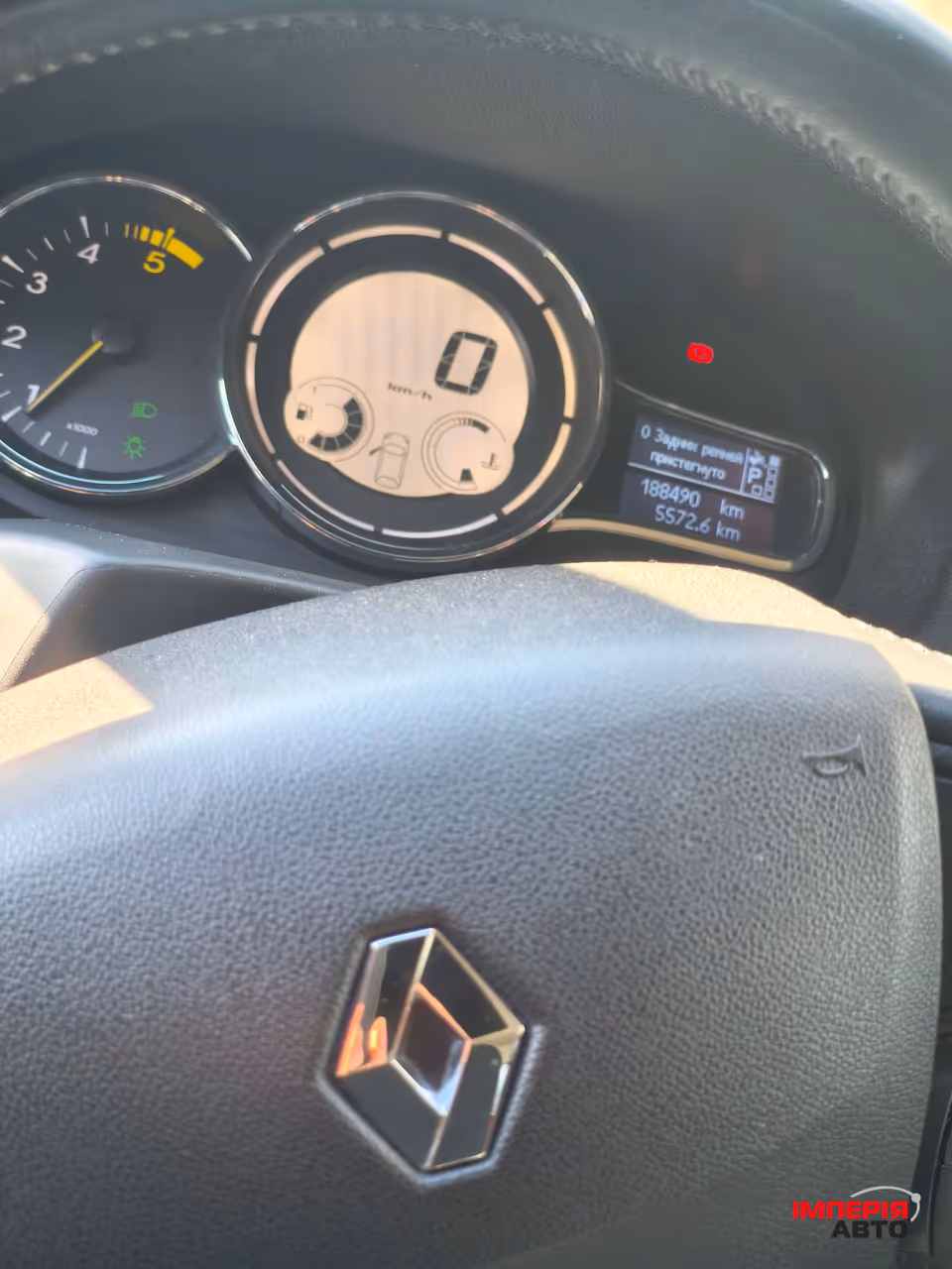 Renault Megane - фото 7