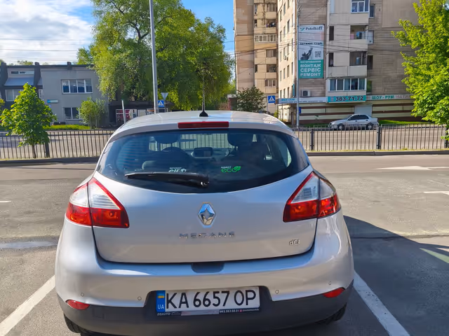 Renault Megane - фото 4