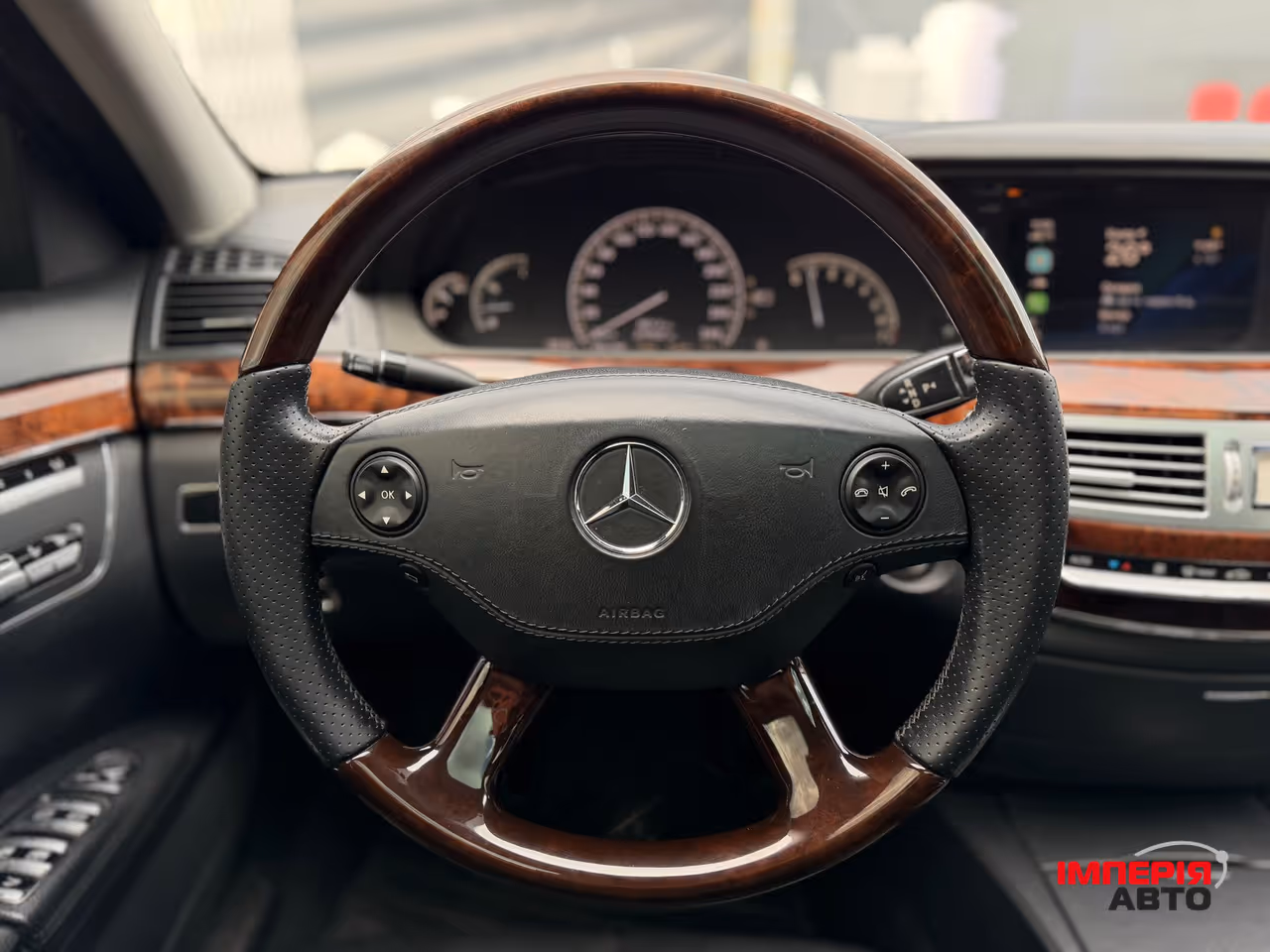 Mercedes-Benz S-Класс - фото 17