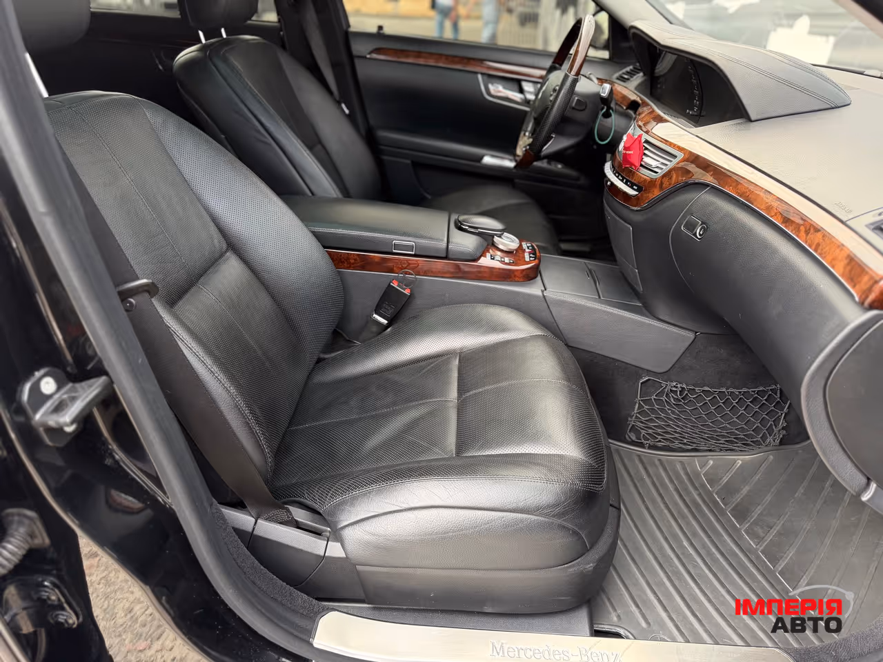 Mercedes-Benz S-Класс - фото 20
