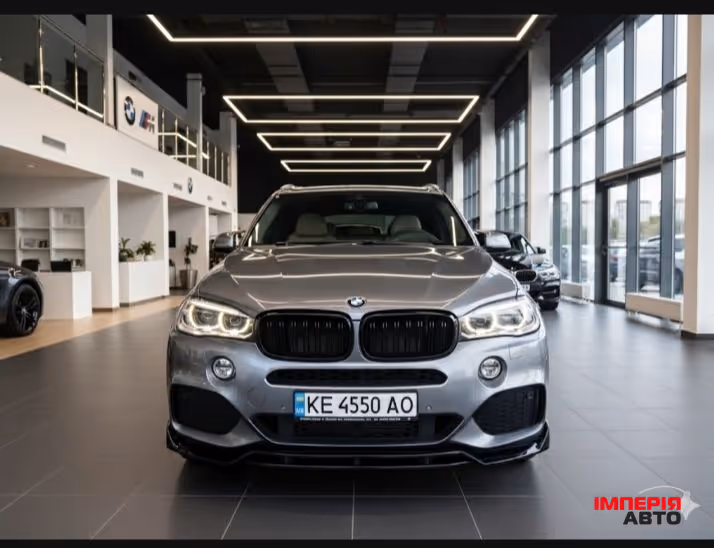 BMW X5 - фото 2